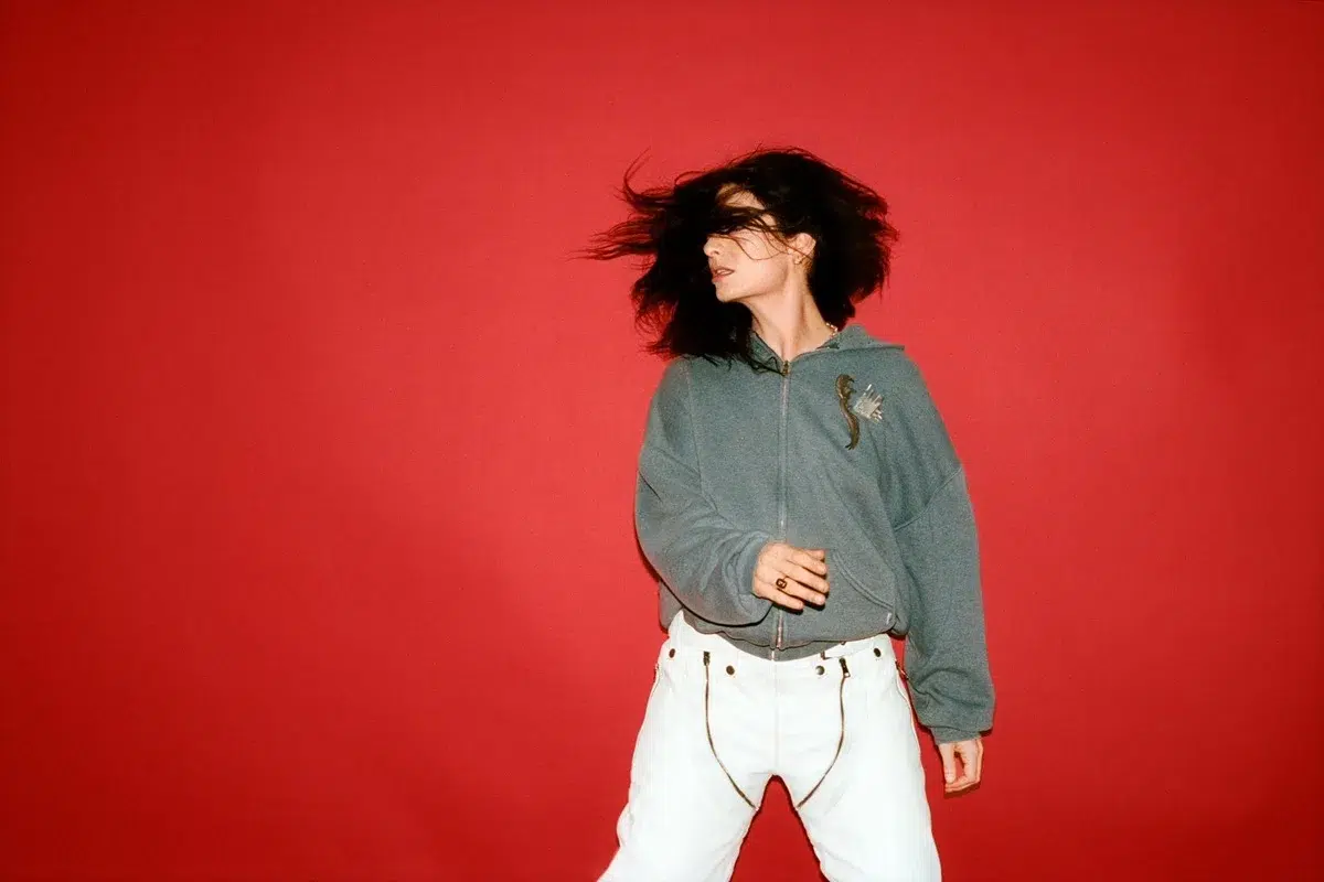 Lorde deja su sello y comienza una nueva etapa como artista independiente